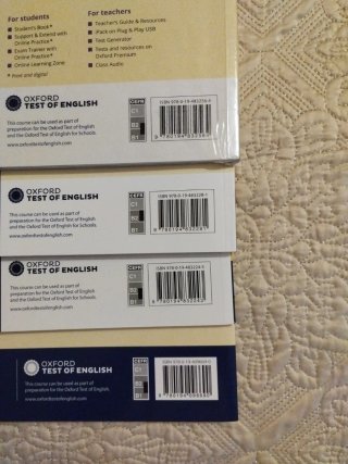 Libro y cuadernillos de inglés de 1 Bachillerato