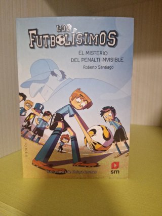Los Futbolísimos. El misterio de los árbitros d...
