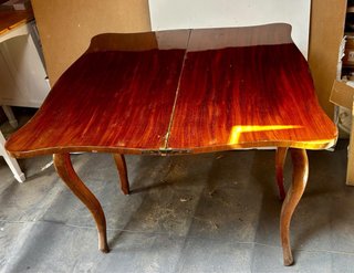 Mesa Auxiliar Antigua de Madera