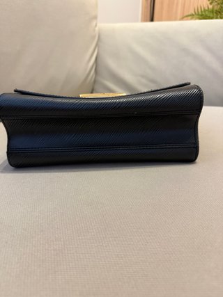 Bolso Louis Vuitton Twist MM Epi Negro