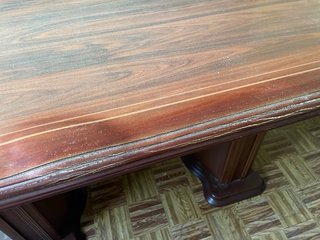 Mesa de Madera Clásica