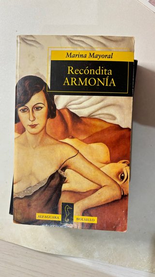 Recóndita Armonía - Marina Mayoral