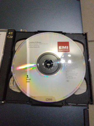 CD Vaughan Williams Sinfonia Antartica Elgar