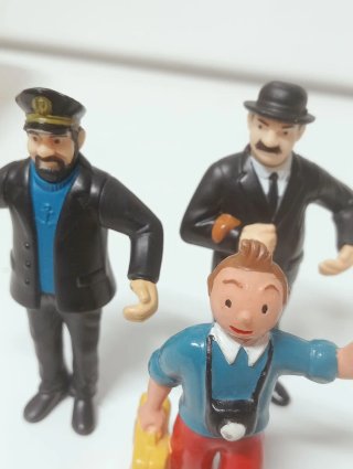 Figuras Tintín Capitán Haddock y Dupont.