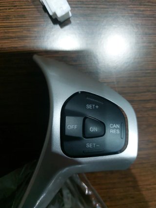 Embellecedor y Botonera Ford Fiesta MK7/8