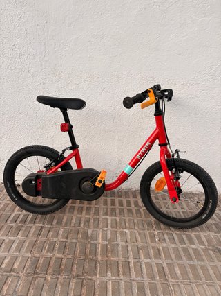 Bicicleta infantil Btwin roja