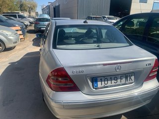 Mercedes-Benz Clase C 2003