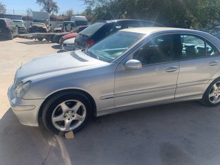 Mercedes-Benz Clase C 2003