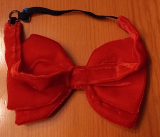 Pajarita terciopelo rojo