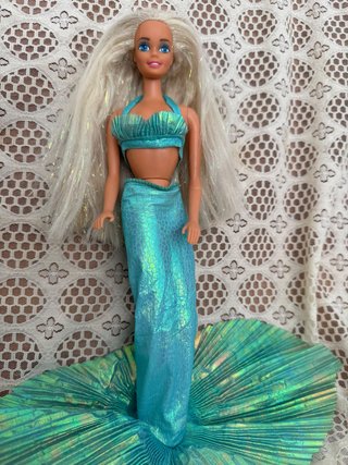 Muñeca Barbie Sirena Azul Mattel
