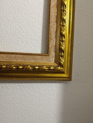 2 Marcos de Madera Dorados y Beige