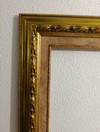 2 Marcos de Madera Dorados y Beige