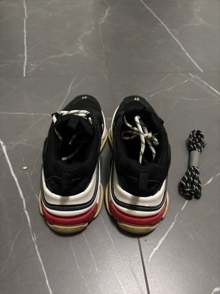 Balenciaga Triple S Multicolor