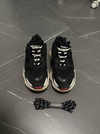 Balenciaga Triple S Multicolor
