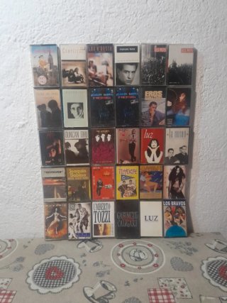 Lote 30 Casetes musica Nacional