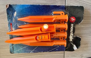 Set de Piquetas con Luz LED Mountain Pro