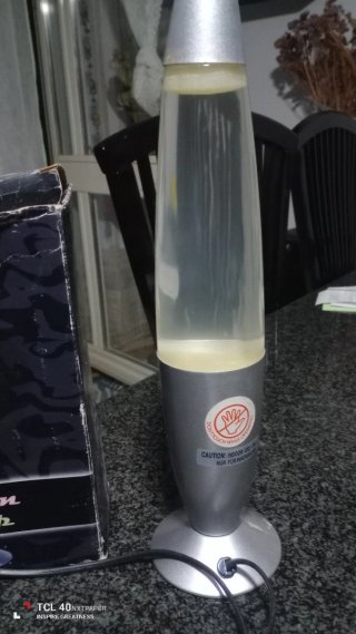 Lampada decorativa a forma di missile