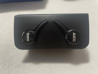 Auriculares AKG Originales Negros