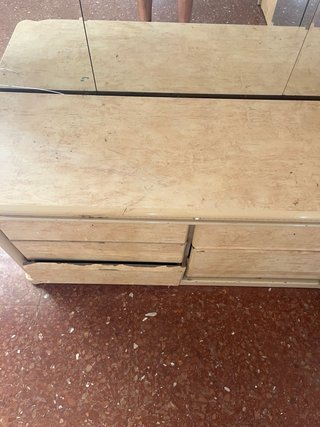 Cómoda de Dormitorio con Espejo