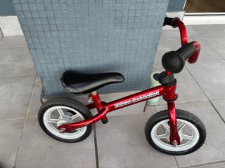 Bici sin pedales Chicco Red Bullet