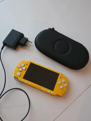 PSP 2004 Amarilla Edición Los Simpson