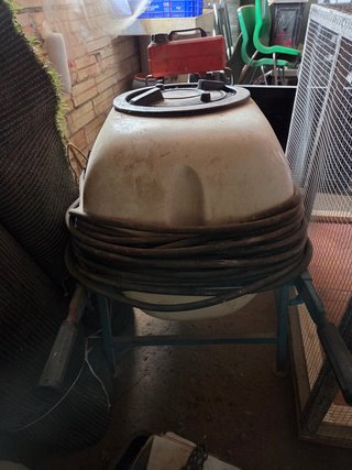 Carretilla Sulfatadora 100L