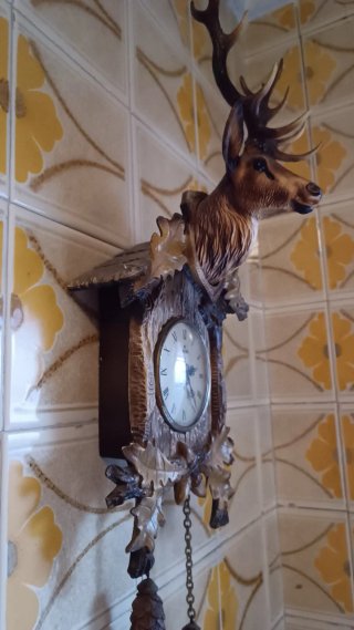 Reloj de Pared Vintage con Ciervo