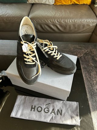 Zapatillas Hogan Negras Talla 45,5 hasta 5 oct!!!