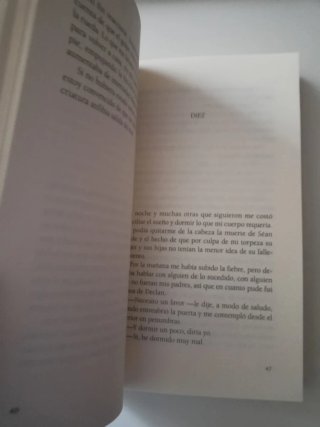Cruces en la arena - Daniel Hernández Chambers