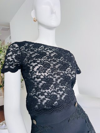 Top Guess encaje negro talla XS