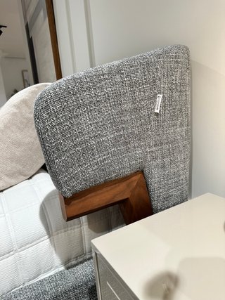 Cama Matrimonial Tela y Madera