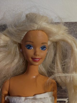 Barbie clásica 1966.