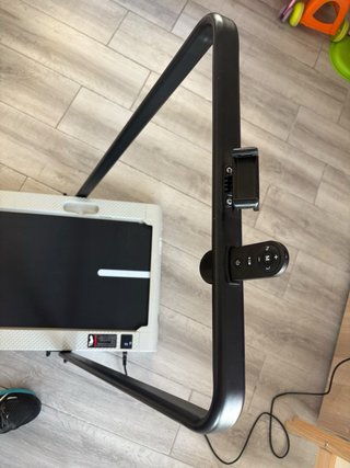 Cinta de Correr con Barra de Sujeción