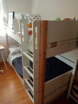 Litera Flexa de Madera Blanca