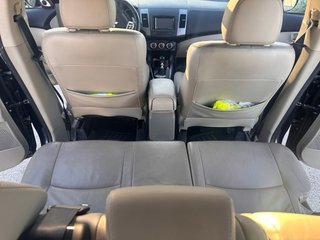 Mitsubishi Outlander 2010
