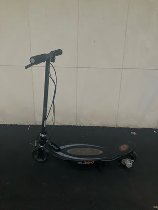 Patinete Eléctrico Razor E90