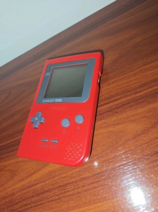 Game Boy Pocket Roja