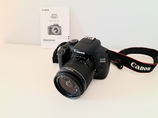 Canon EOS 1300D con objetivo kit