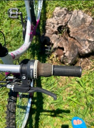 Bicicleta de montaña para niña