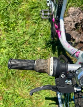 Bicicleta de montaña para niña