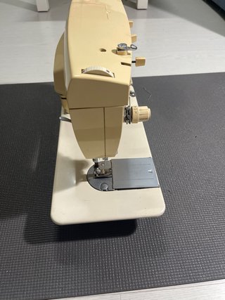 Máquina de Coser Singer 368