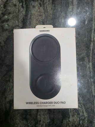 Samsung Wireless Charger Duo Pad