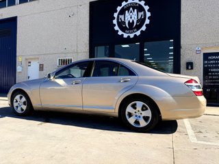 Mercedes-Benz S 500 V8 2006 – 164.000 km