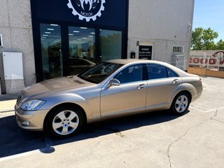 Mercedes-Benz S 500 V8 2006 – 164.000 km