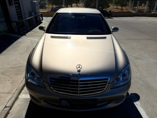 Mercedes-Benz S 500 V8 2006 – 164.000 km