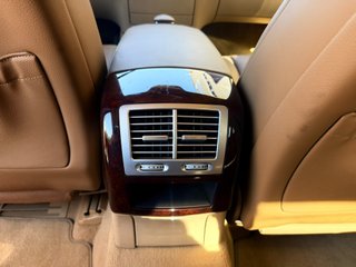 Mercedes-Benz S 500 V8 2006 – 164.000 km
