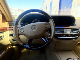 Mercedes-Benz S 500 V8 2006 – 164.000 km