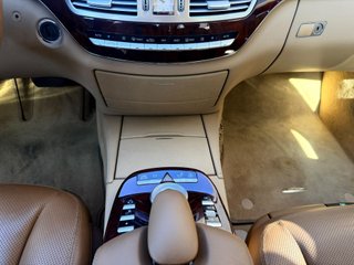 Mercedes-Benz S 500 V8 2006 – 164.000 km