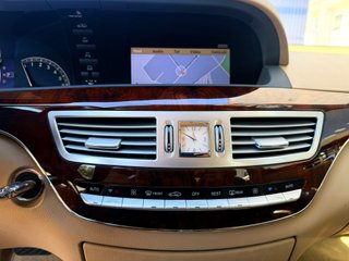 Mercedes-Benz S 500 V8 2006 – 164.000 km