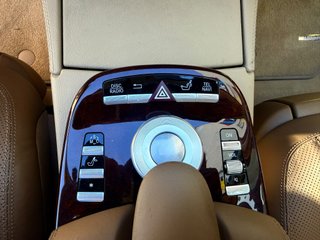 Mercedes-Benz S 500 V8 2006 – 164.000 km